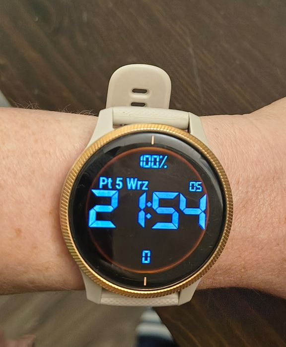 Garmin Venu smartwatch używany