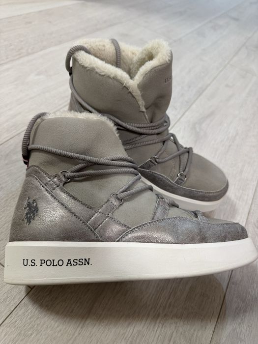 Продам жіночи ботинки