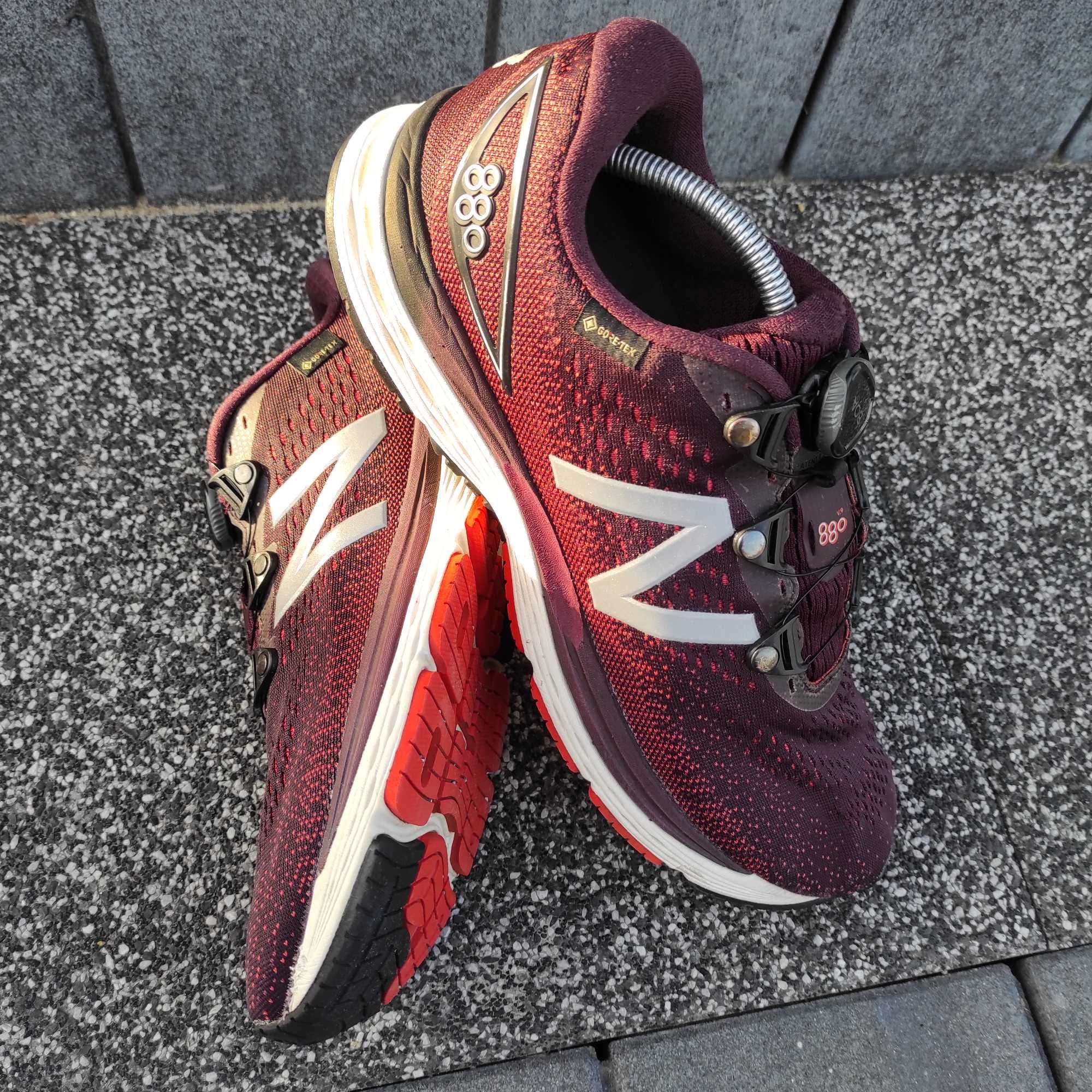 New Balance 880v9 GTX Wodoodporne Buty Męskie Size 45.5