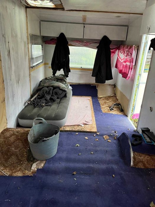 Przyczepa / kemping / magazyn