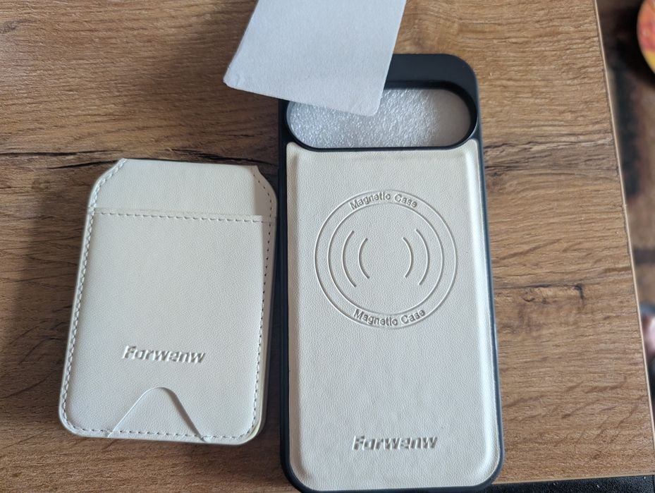 Trzy Etui do pixel 9/9pro