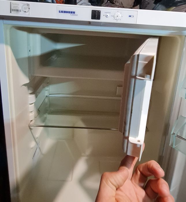 Продам мініхолодильник Liebherr