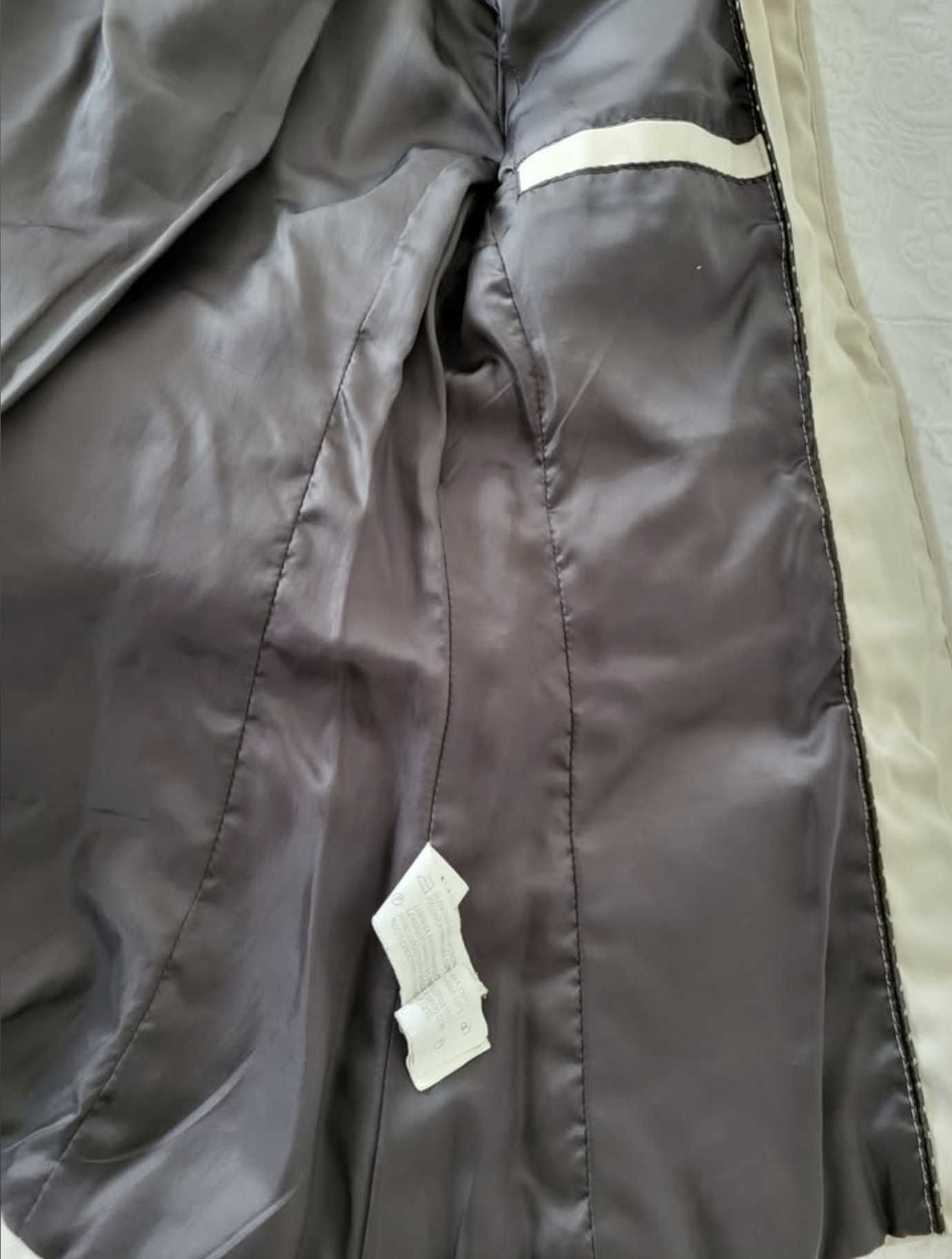 Casaco forrado Zara Woman tamanho S com cinto preto