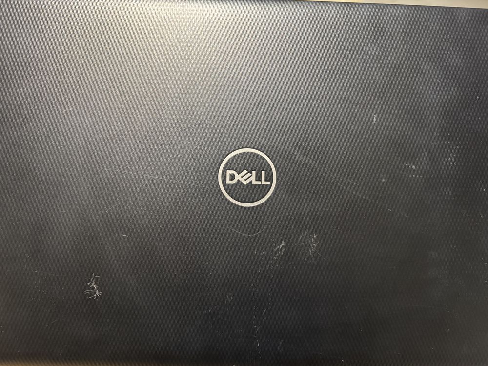 Dell inspirion 3593 laptop