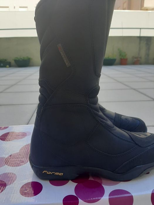 Botas Sra semi novas