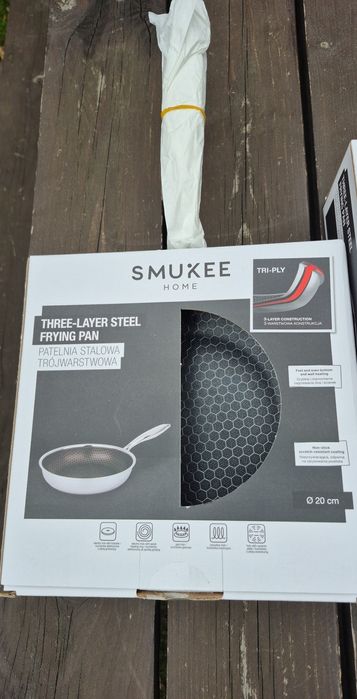 Smukee zestaw patelni 3 warstwowa konstrukcja non stick 20cm 26cm