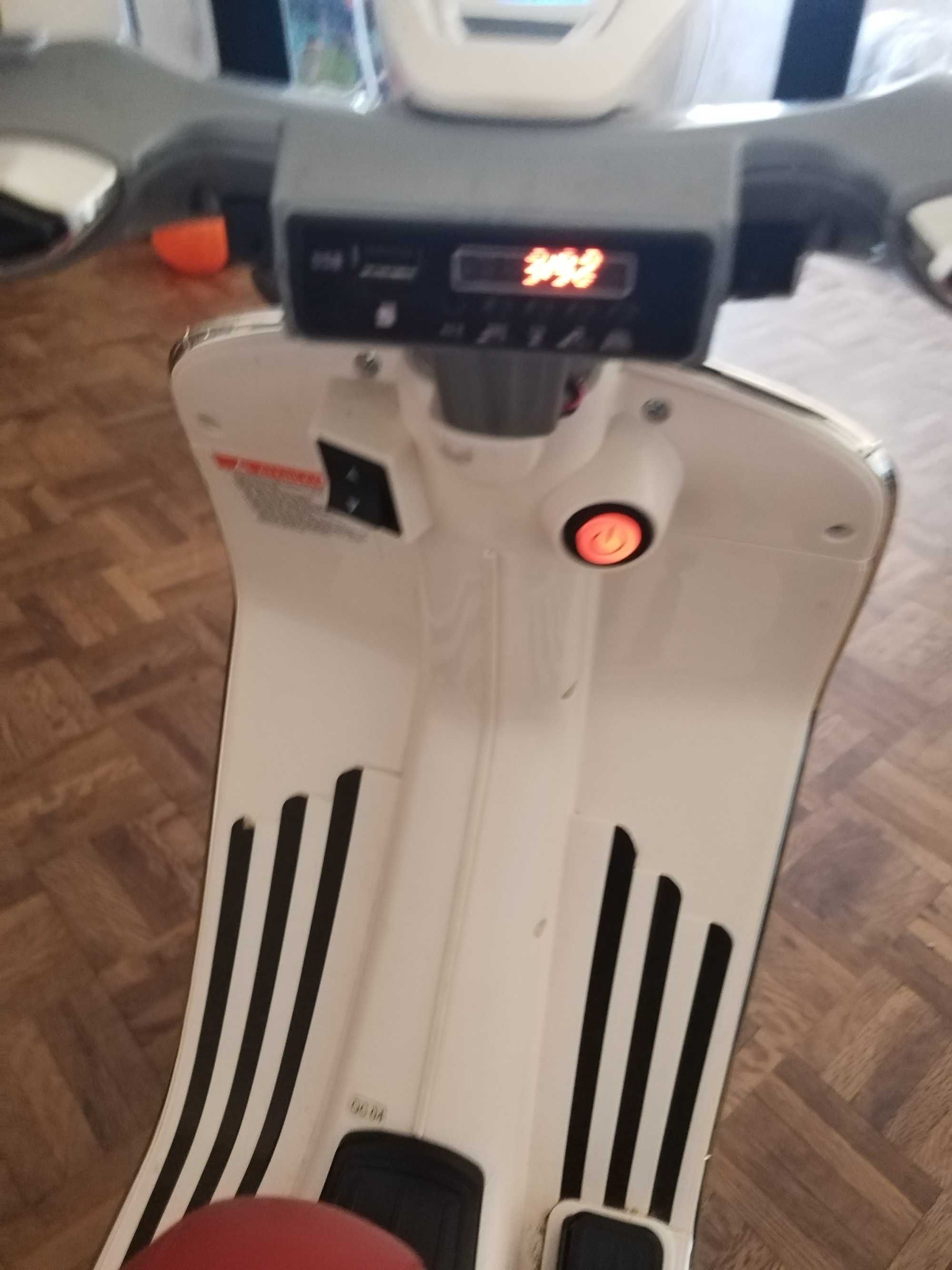 Vendo moto de criança como nova