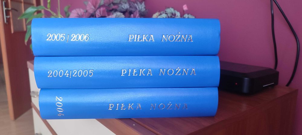Tygodnik Piłka Nożna rocznik 2004-05