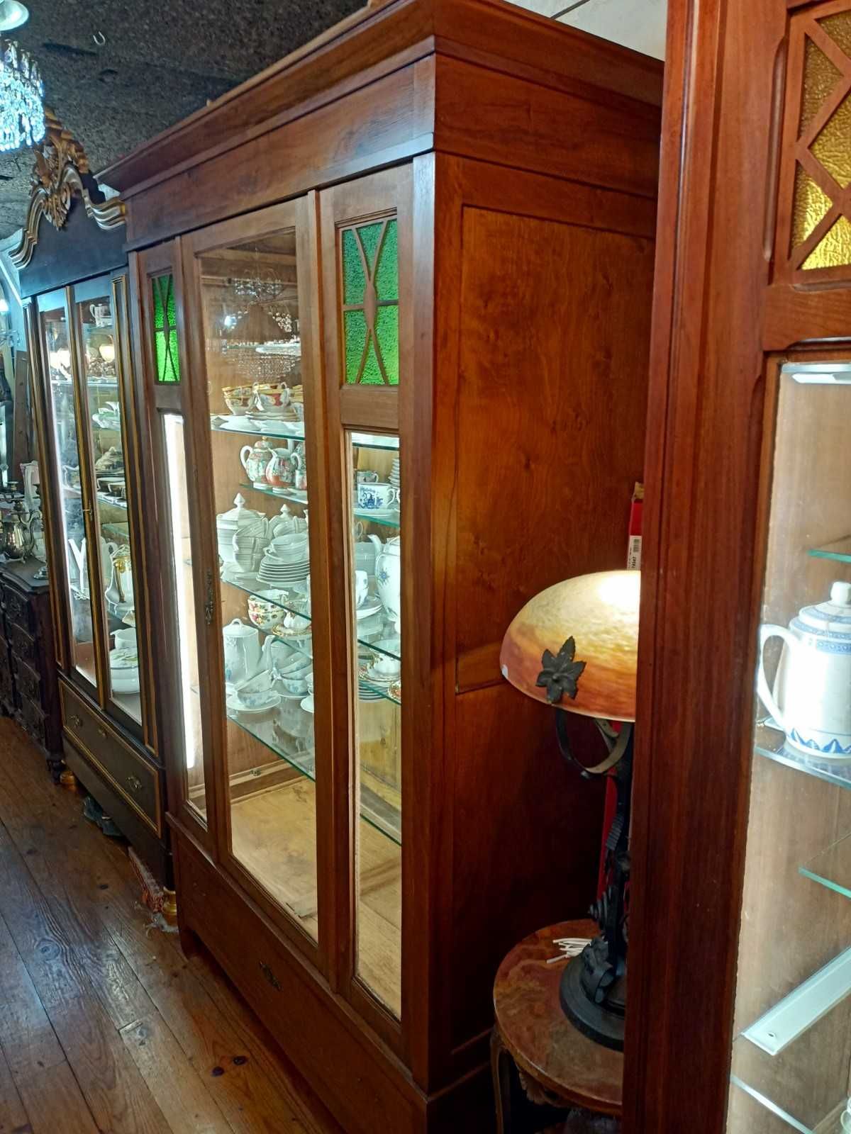 Armário Vitrine 4