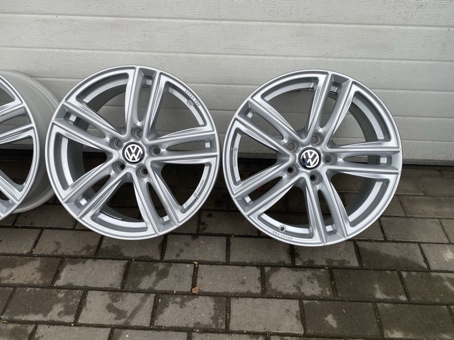Alufelgi 17 5x112 VW passat Golf Jetta Caddy Skoda Octavia