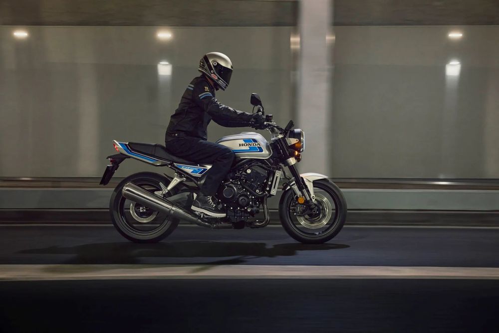 Honda CB Honda CB1000F model 2026 Zapisy - rezerwacja