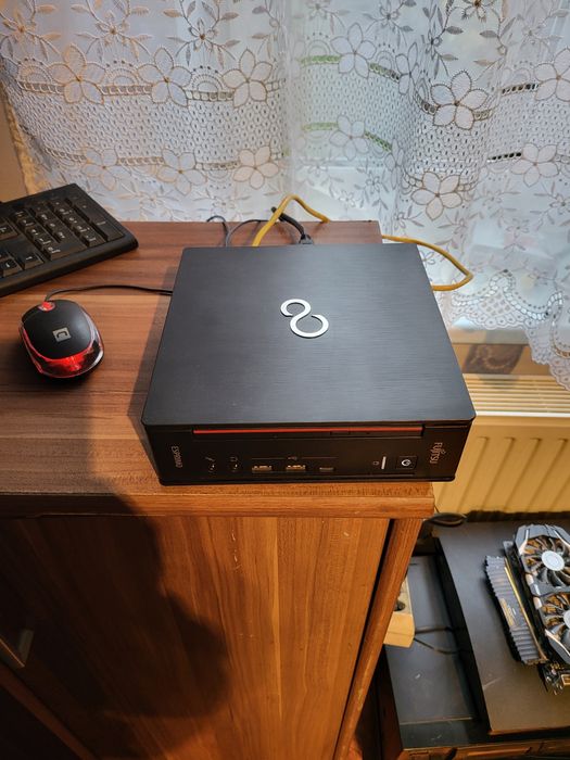 Szybki sprawny zadbany mini komputer i5 8gb 256ssd DVD wifi Windows 11