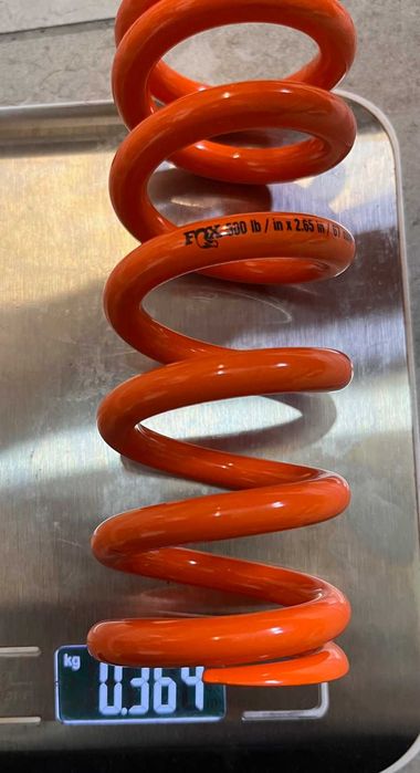 Sprężyna amortyzatora tylnego FOX Sls 500 marzocchi 67 coil shox sprin