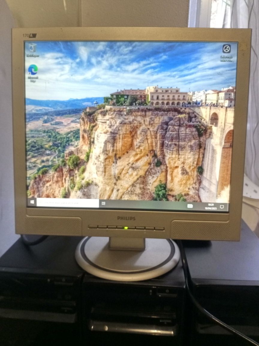 Vendo um monitor Philips