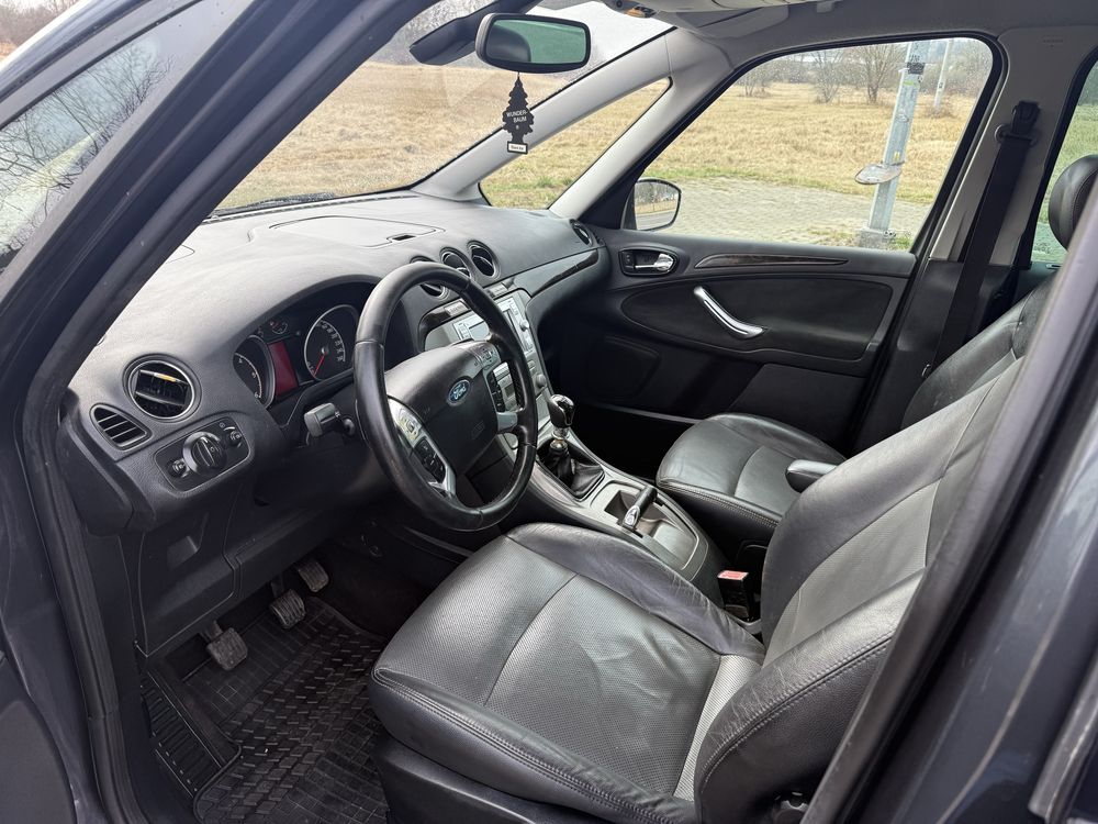 Ford galaxy 2.0 diesel 7 miejsc ghia panorama skóra mozliwa zamiana  !