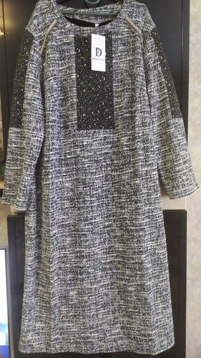 Нарядное платье 56р.