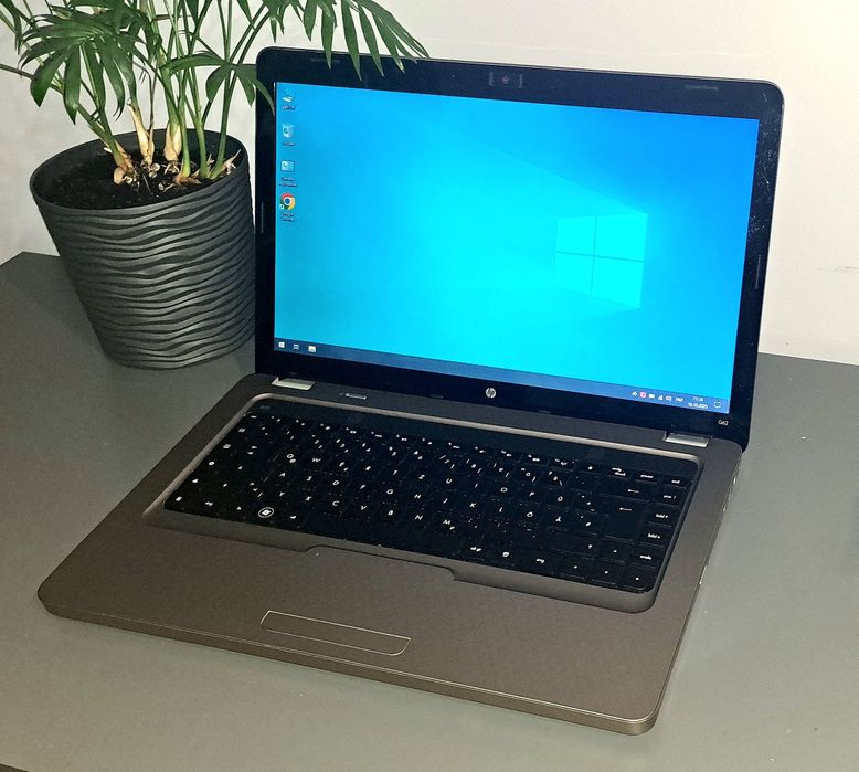 Ноутбук HP 15.6 Intel i3-330M 4 RAM 120 SSD