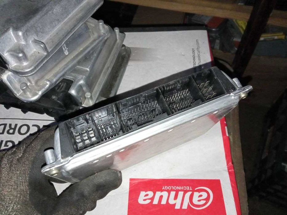 Блок управління двигуном Audi A6 C5 2.5 TDI Ауді 4B0907401K 0281001931
