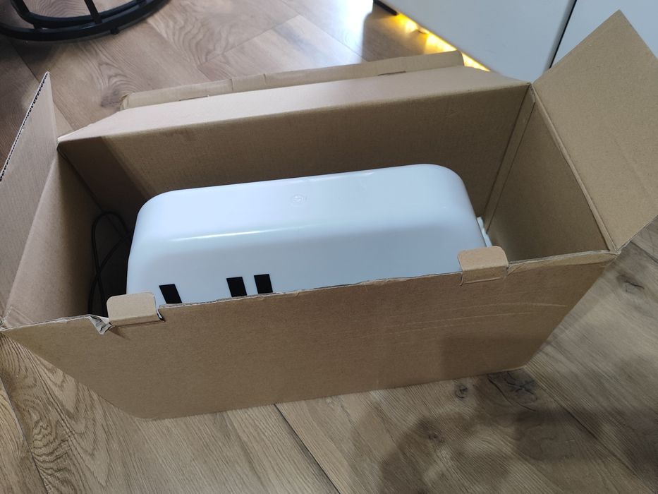 Zestaw lampa dachowa/ kogut Uber