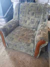 Кресло розкладне б.у. продаю терміново / кровать диван крісло