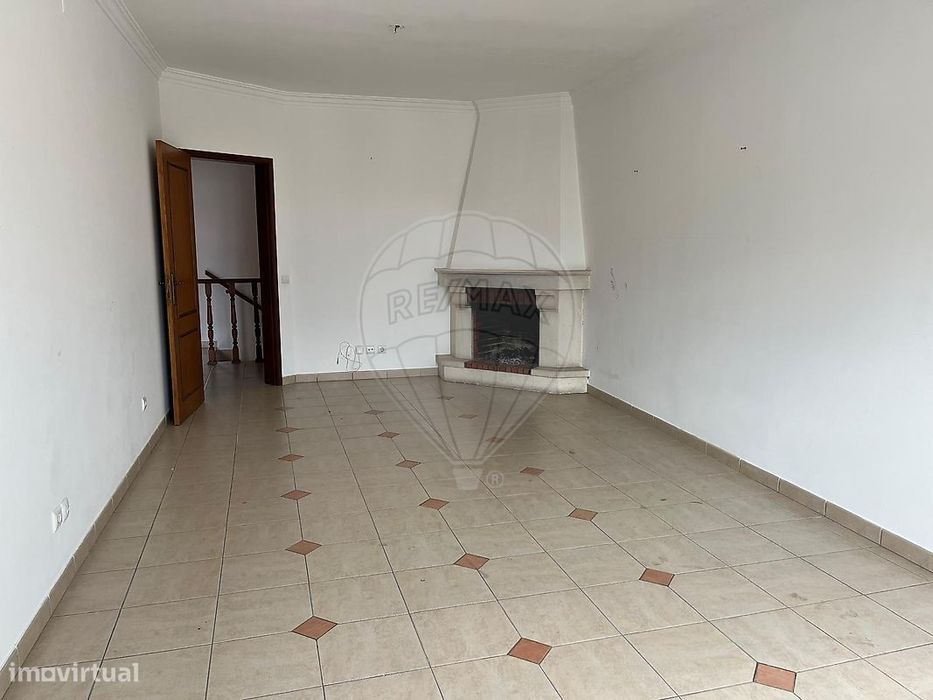 Apartamento T3 para arrendamento