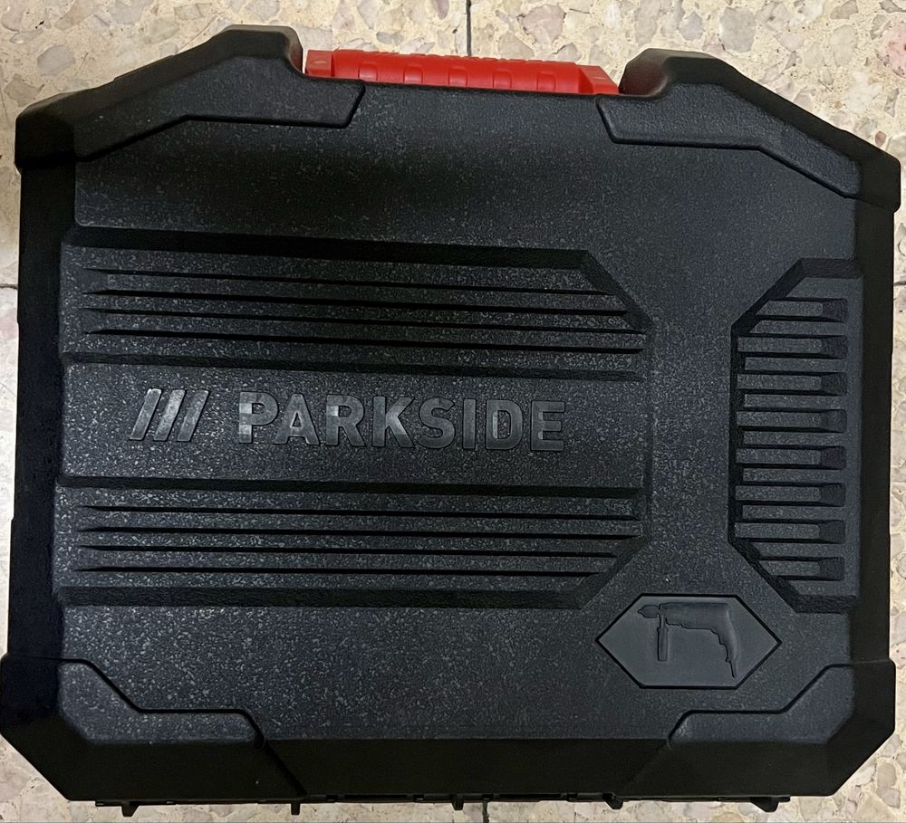 Berbequim de percussão Parkside PSBM 750 B3, com 43 brocas e pontas