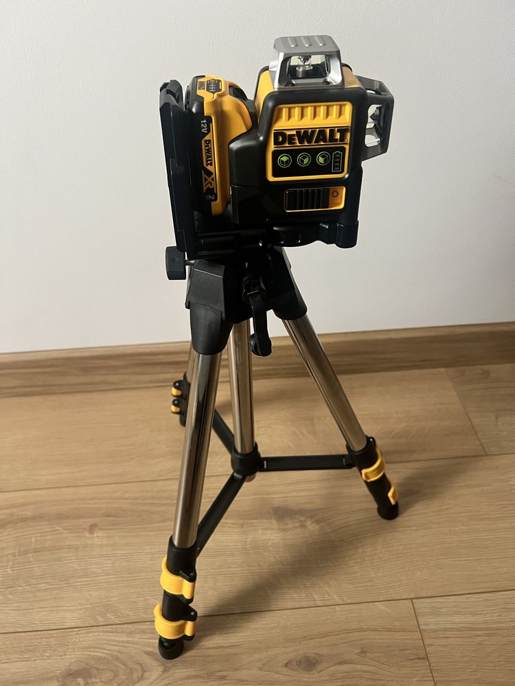 Krzyzowy laser Dewalt 3x360 zestaw + statyw