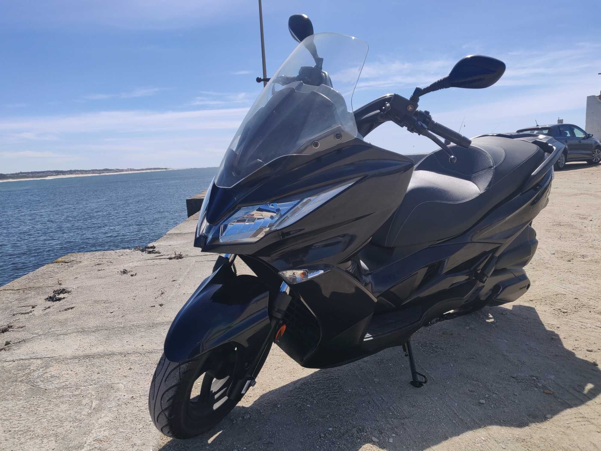 Kawasaki J300 ABS