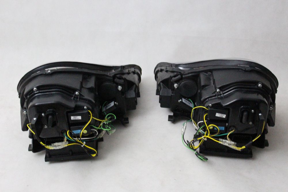 Lampy przednie przód PORSCHE CAYENNE 03-07 XENON LED Black Tuning NOWE