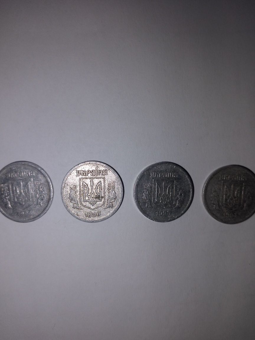 Продаю монеты 1992 - 1994 годов