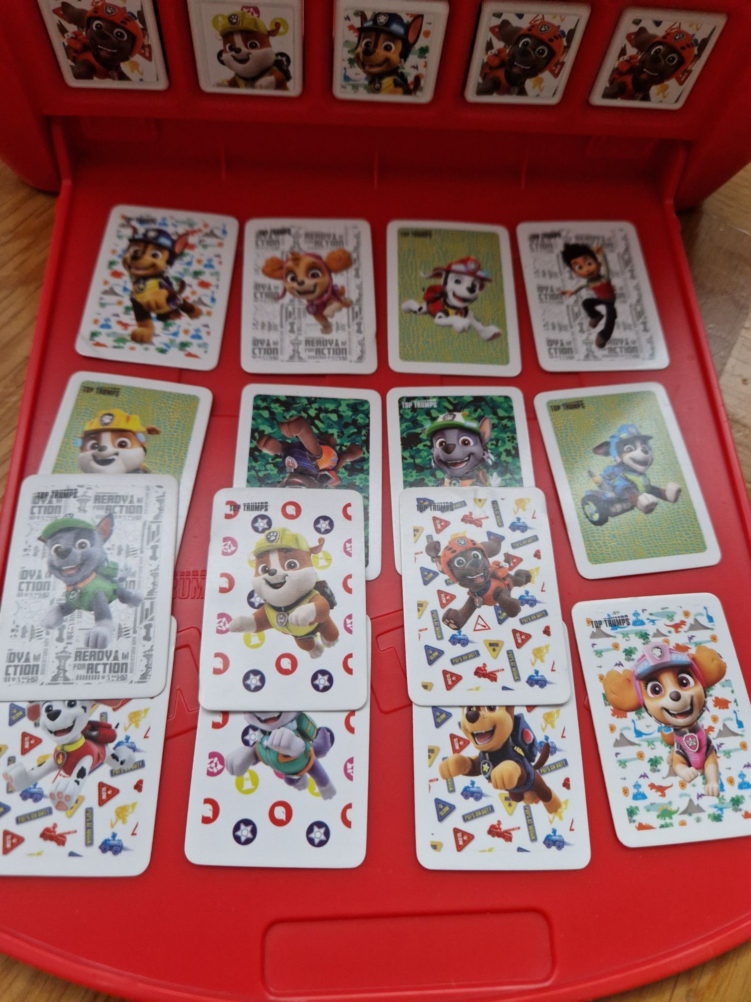 Paw patrol mach gra logiczna
