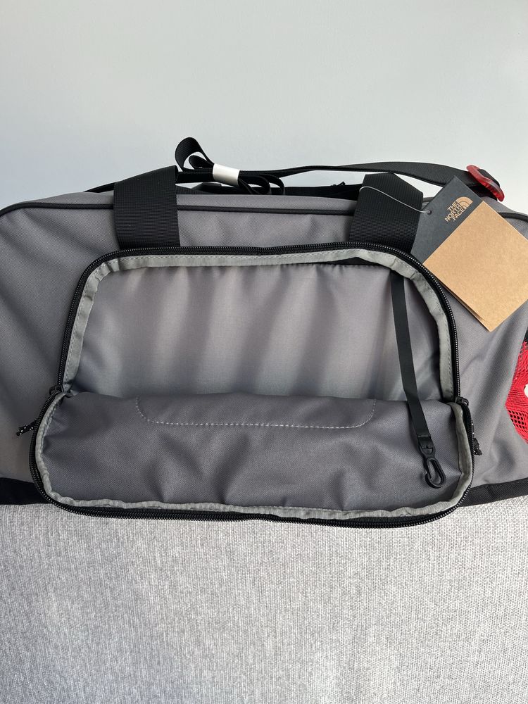 Оригінал The North Face (40L) Y2K Duffel Bag NF0A87GK Сумка Чемодан