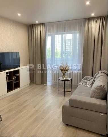 Оболонь_Авторський_Дизайн_2025р_Стильна_1к_40.3м2_Метро_Мінська-12 хвл