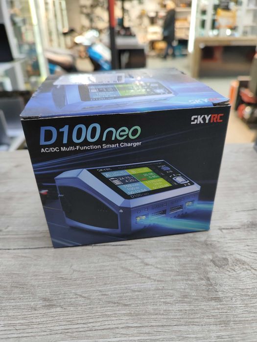 Зарядное устройство SkyRC D100neo 10A/200W c/БП двухпортовое
