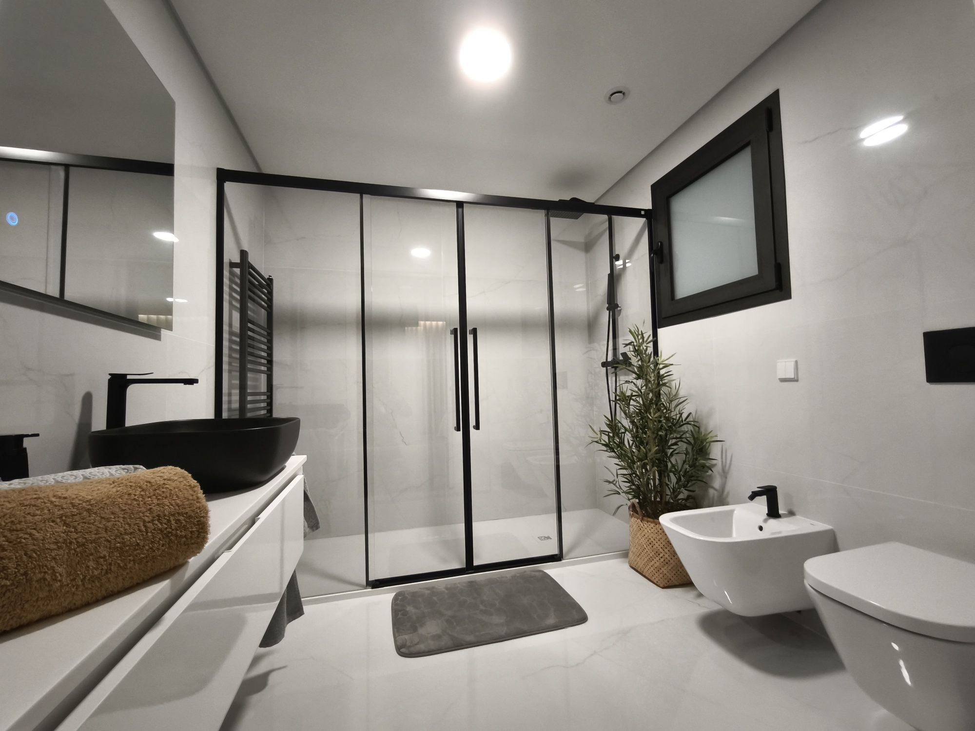 Venda Particular Moradia isolada com Piscina