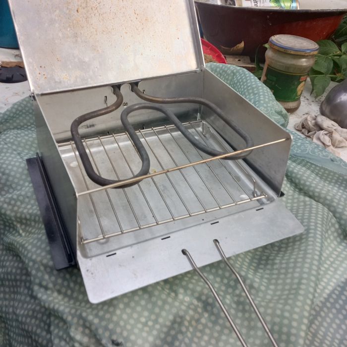 Чудо печь єлектро  .гриль шашлик