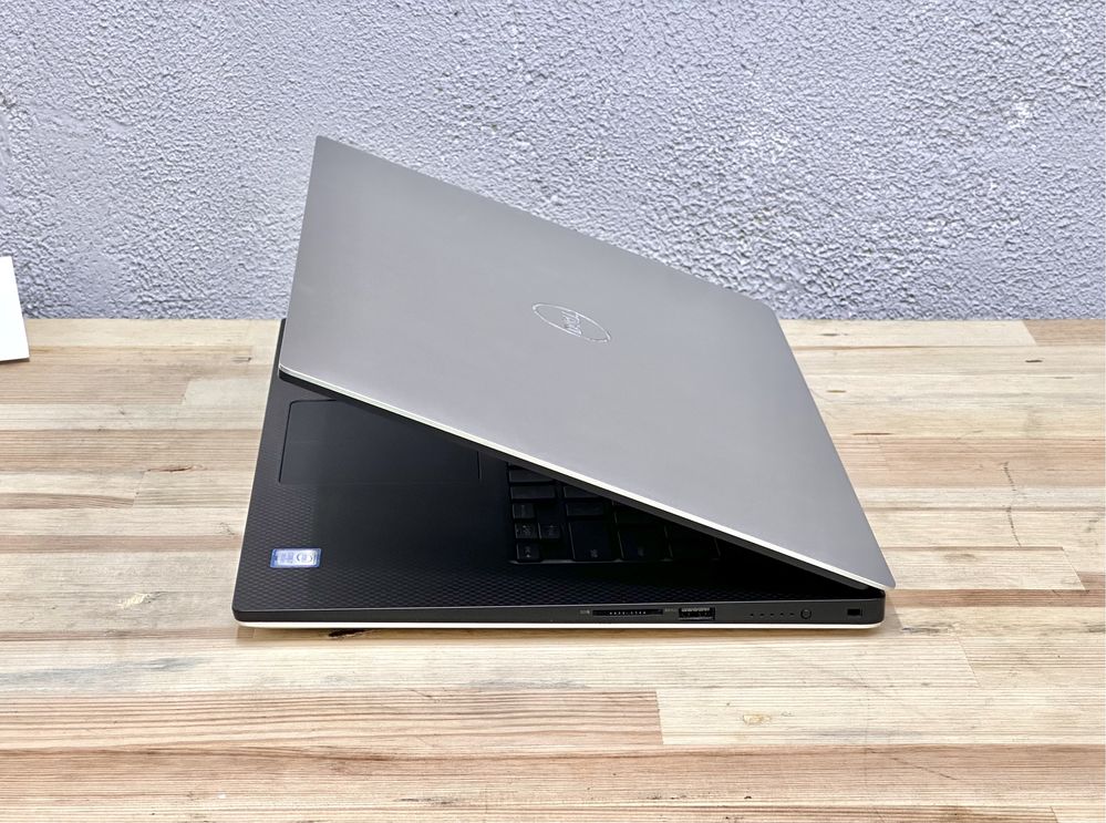 Ноутбук Робоча станція Dell Precision 5530 (Core i7, Quadro) ГАРАНТІЯ!