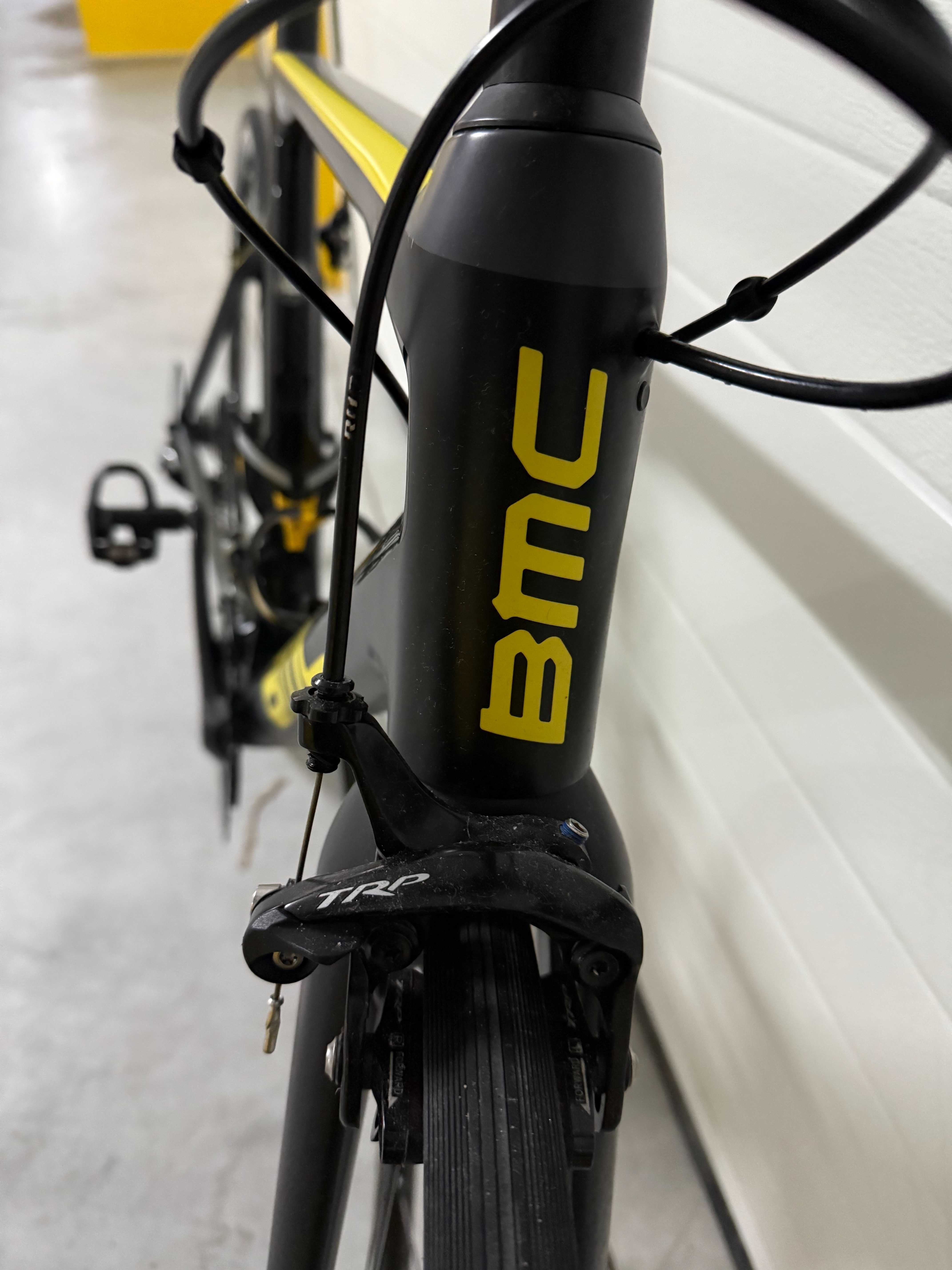 Bicicleta de estrada BMC Team machine