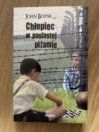 Chłopiec w pasiastej piżamie John Boyne