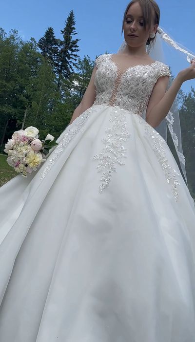 Продам Весільну Сукню