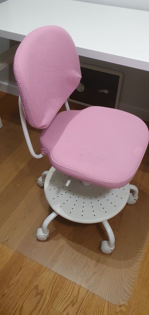 Dziecięce krzesło biurowe VIMUND Ikea, jasnoróżowy