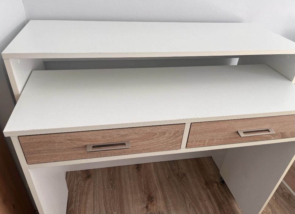 biurko rozsuwane funkcyjne