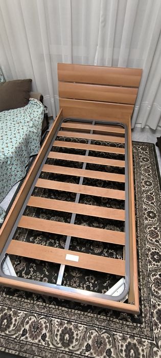 Cama + estrado solteiro 90x200