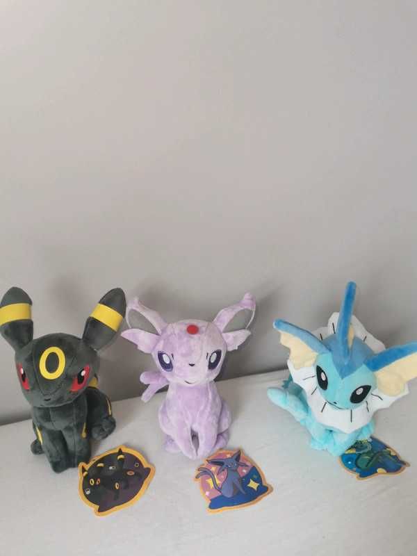Zestaw 3 maskotki z metkami ewolucja Eevee: Umbreon, Espeon i Vaporeon