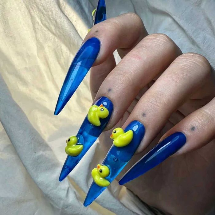 Манікюр/педикюр/нарощенння Троєщина, індивідуальний підхід, на дому