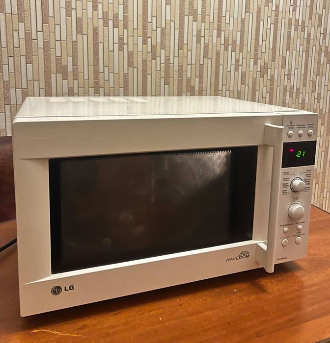 Микроволновка робоча, продам