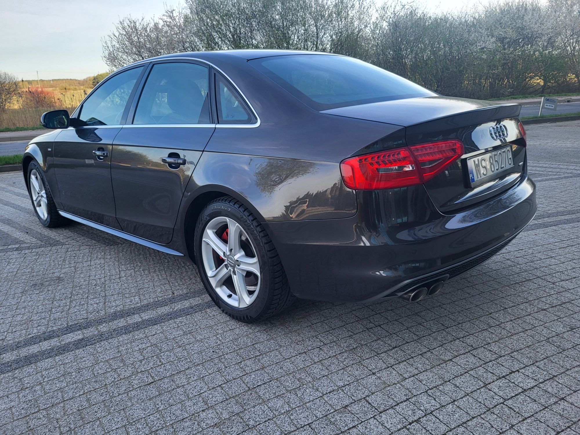 Audi A4 B8 2.0 TDI 190 KM Quattro Radar S Line Xenon