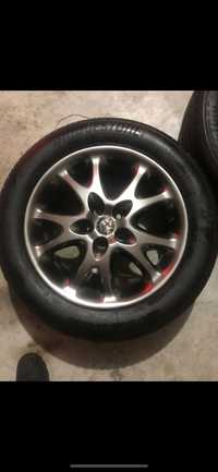 Vendo 4 jantes Alfa Romeo com pneus