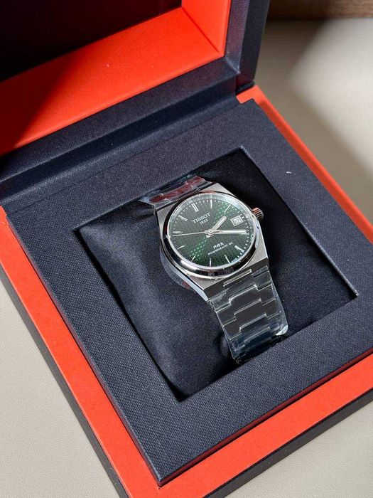 Годинник Tissot PRX 35 mm T137.207.11.091.00