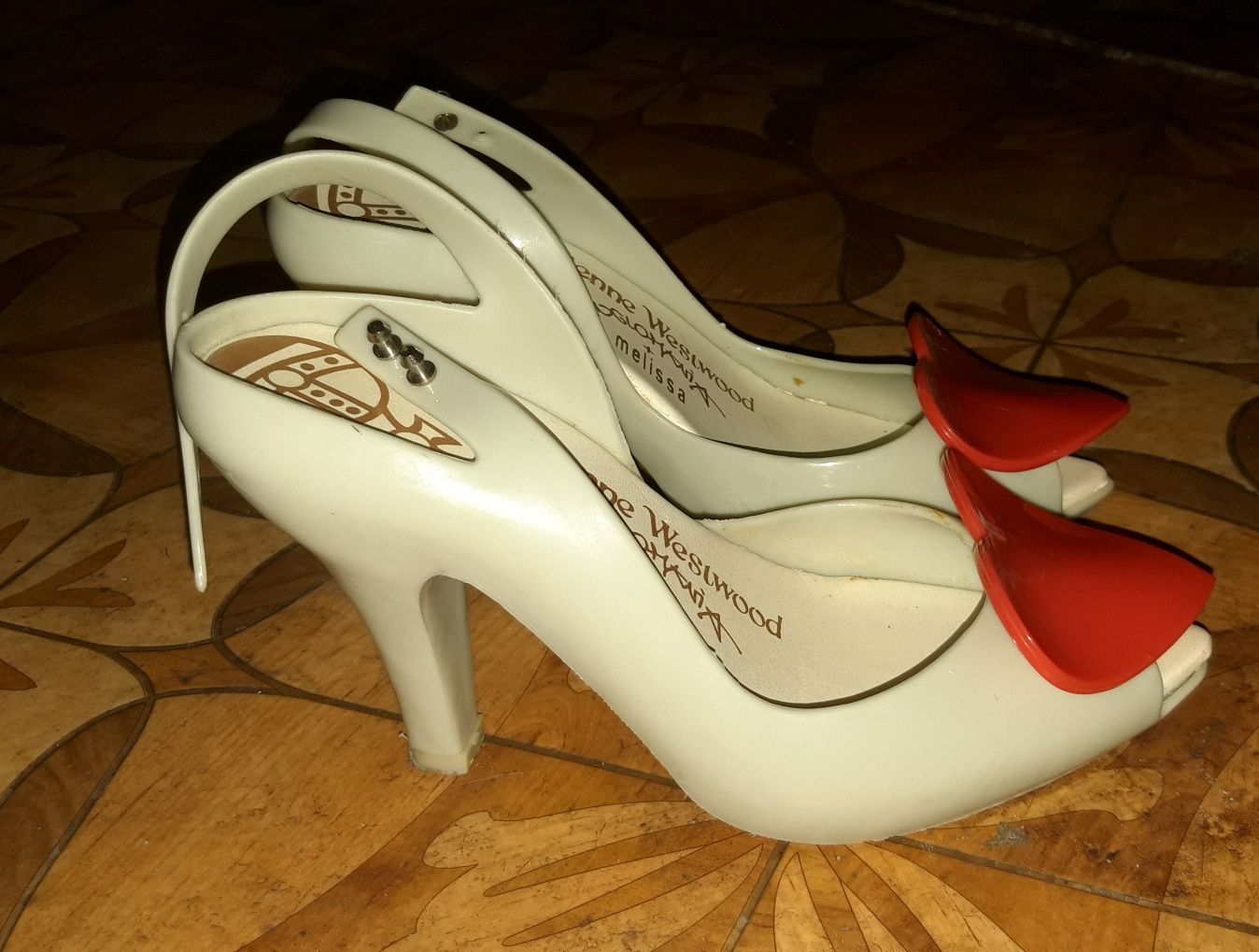 MELISSA Vivienne Westwood Lady Dragon Serca 36